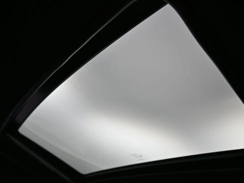 Used 2019 Dodge Challenger R/T Scat Pack w/ Shaker Package image 25