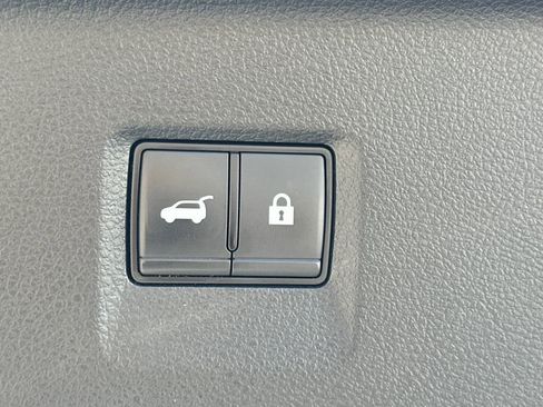 Used 2022 INFINITI QX60 Sensory w/ Vision Package image 35