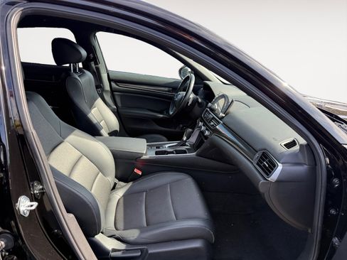 Used 2022 Honda Accord Sport image 19