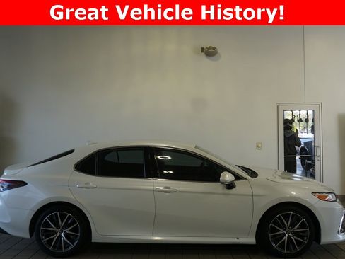 Certified 2023 Toyota Camry XLE image 2