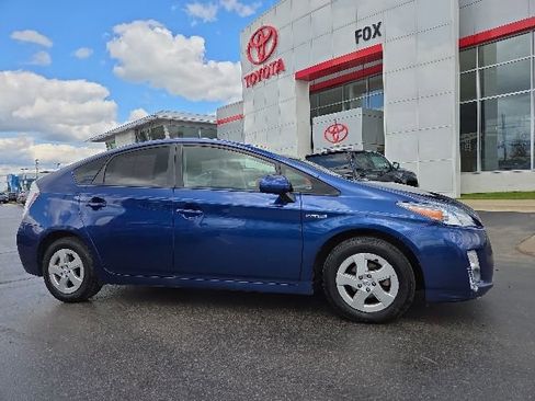 Used 2010 Toyota Prius Five FWD image 1
