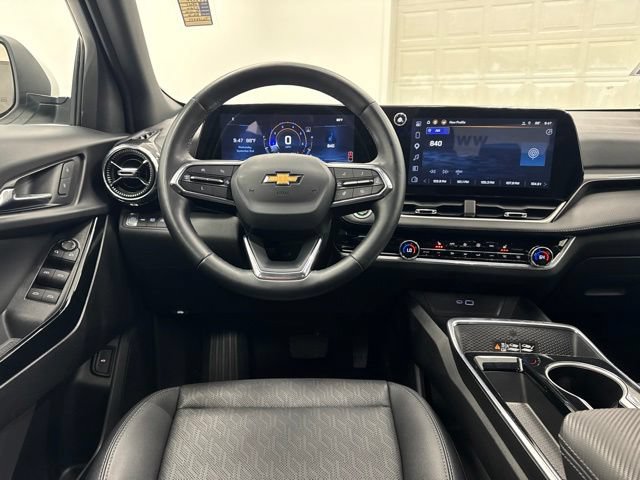 Used 2025 Chevrolet Equinox LT w/ Convenience Package II AWD/4WD image 23