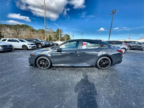 New 2026 Toyota Camry SE image 14