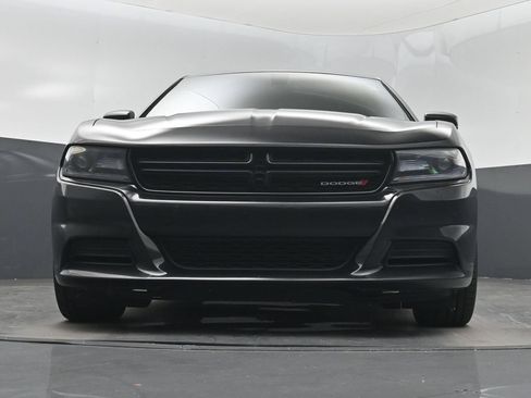 Used 2021 Dodge Charger SXT w/ Blacktop Package RWD image 31