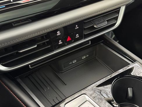 New 2026 Volkswagen Atlas Peak Edition AWD/4WD image 21