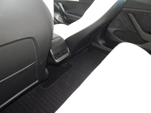 Used 2021 Tesla Model 3 Long Range image 29