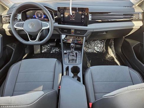 New 2026 Volkswagen Jetta SE FWD image 13