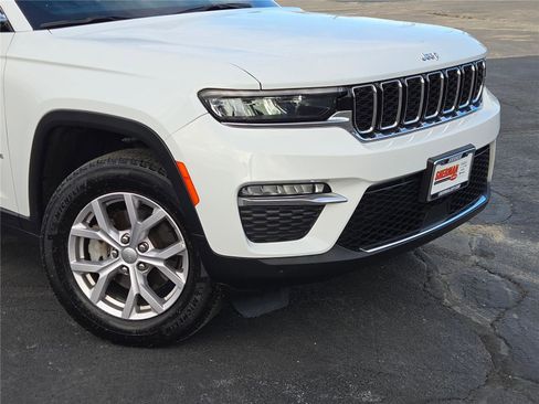 Certified 2022 Jeep Grand Cherokee Limited image 2