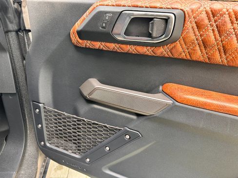 Used 2021 Ford Bronco Black Diamond image 70