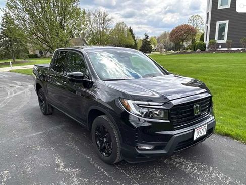 Used 2023 Honda Ridgeline Black Edition image 3