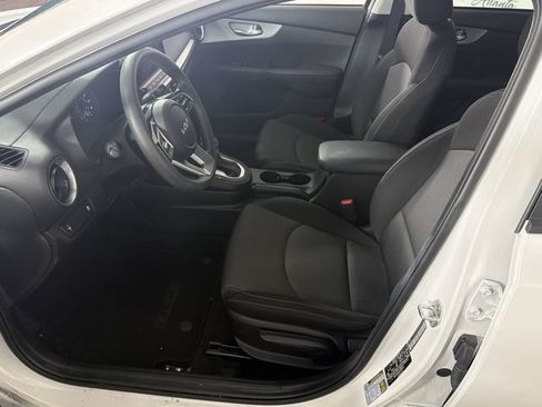 Used 2023 Kia Forte LXS FWD image 14
