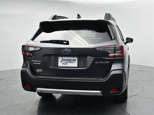 Used 2025 Subaru Outback Limited AWD/4WD image 7