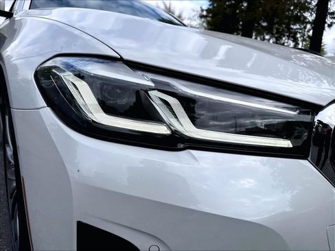 Used 2021 BMW 540i RWD image 31