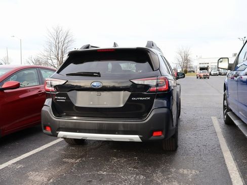 Used 2023 Subaru Outback Limited image 20