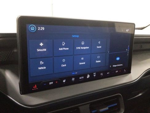 New 2025 Ford Maverick Lobo image 17