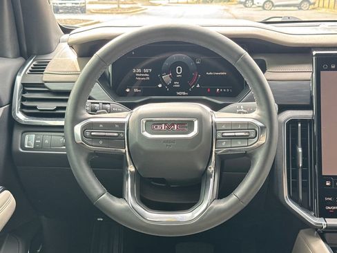 Used 2024 GMC Acadia Elevation w/ LPO, Floor Liner Package image 21