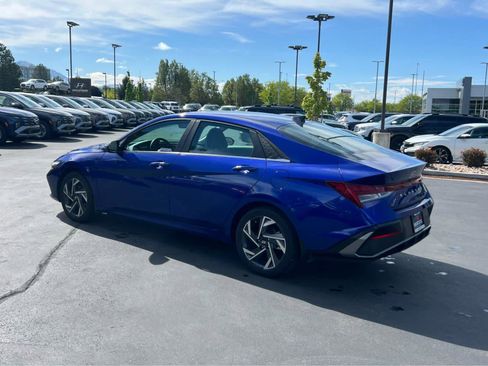 Certified 2024 Hyundai Elantra Limited FWD image 11