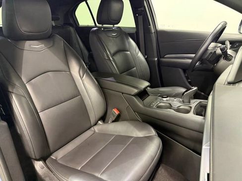 Used 2025 Cadillac XT4 Premium Luxury FWD image 28