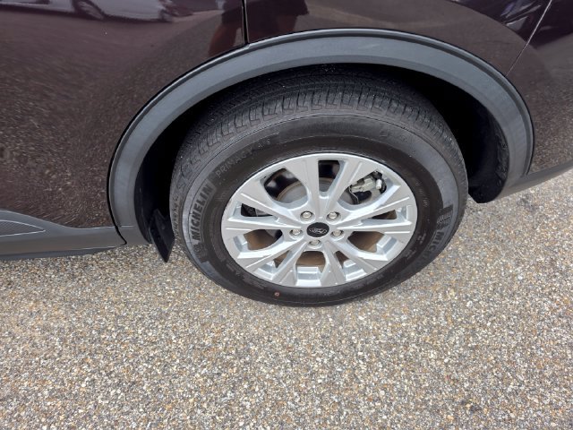 Used 2023 Ford Escape Active w/ Tech Pack #1 FWD image 10