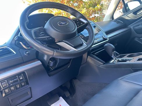 Used 2019 Subaru Outback 2.5i Limited image 11