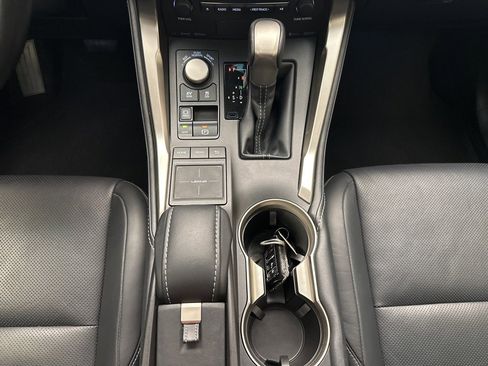 Used 2015 Lexus NX 300h AWD image 21