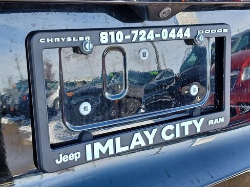 Used 2016 Jeep Renegade Limited AWD/4WD image 8