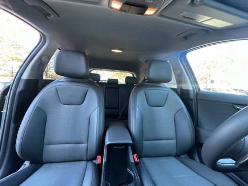 New 2026 Kia Niro EX image 25
