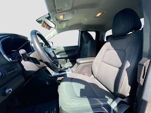 Used 2015 Chevrolet Colorado LT image 19