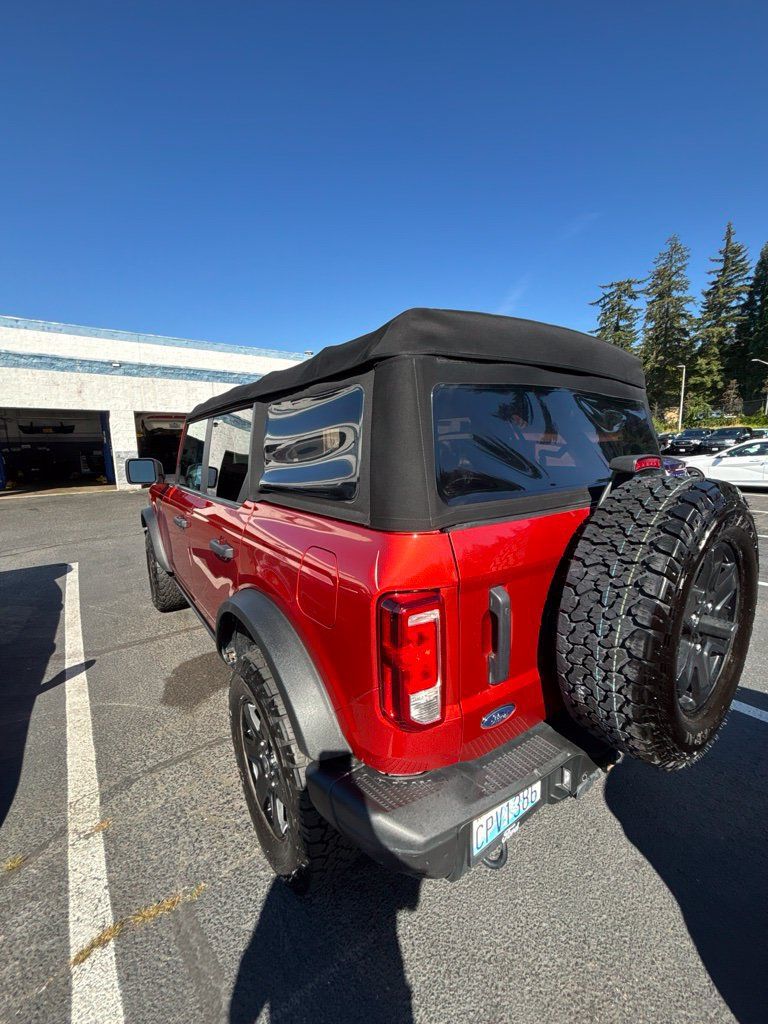 Used 2022 Ford Bronco Black Diamond AWD/4WD image 5