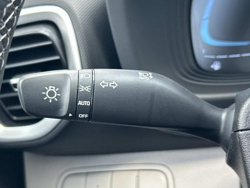 New 2026 Hyundai Venue SEL FWD image 30