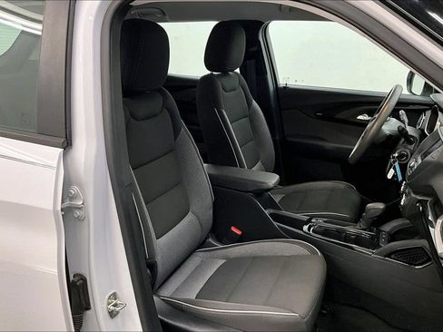 Used 2021 Chevrolet TrailBlazer LS FWD image 6
