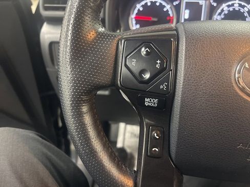 Certified 2024 Toyota 4Runner TRD Off-Road Premium image 20