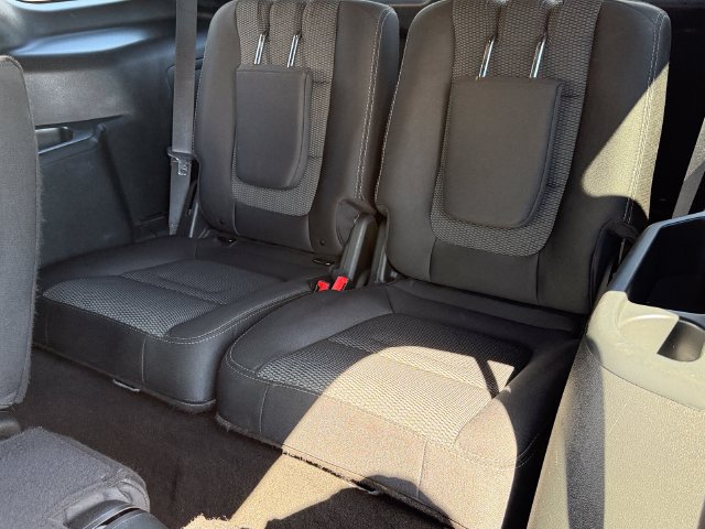 Used 2019 Ford Explorer XLT FWD image 23