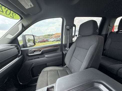 Used 2025 Chevrolet Silverado 3500 LT AWD/4WD image 31