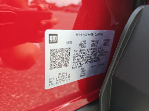 New 2026 Chevrolet Trax RS w/ Sunroof Package FWD image 39