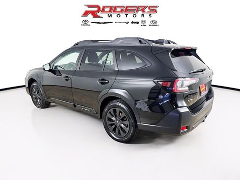 Used 2023 Subaru Outback Onyx Edition AWD/4WD image 6