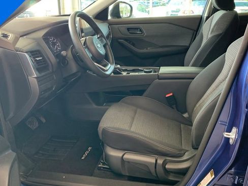 Used 2021 Nissan Rogue S AWD/4WD image 3