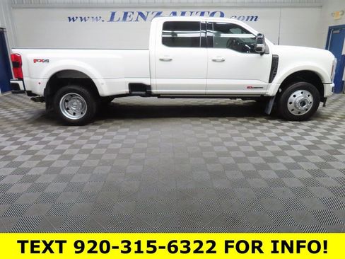 Used 2025 Ford F450 Platinum w/ FX4 Off-Road Package image 2