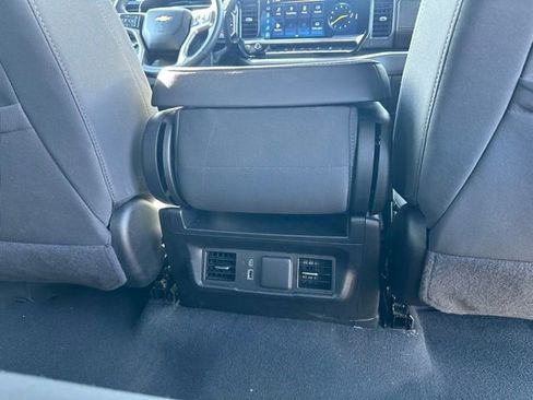 Used 2025 Chevrolet Silverado 1500 LT image 12
