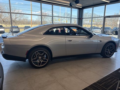 New 2026 Dodge Charger Daytona Scat Pack image 6