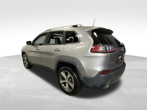 Used 2019 Jeep Cherokee Limited AWD/4WD image 8