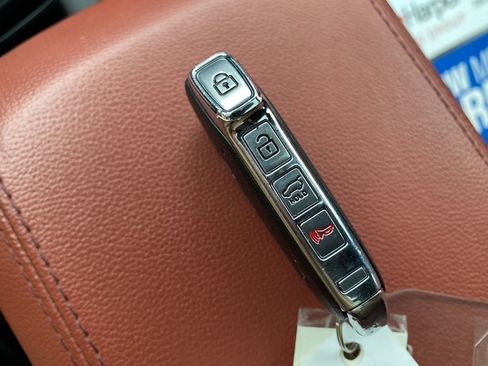 Used 2024 Kia Sportage SX image 34