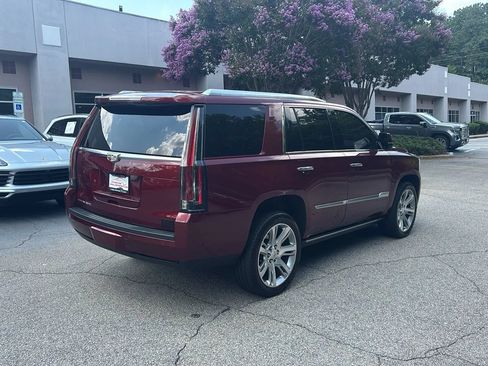 Used 2018 Cadillac Escalade Premium Luxury AWD/4WD image 5