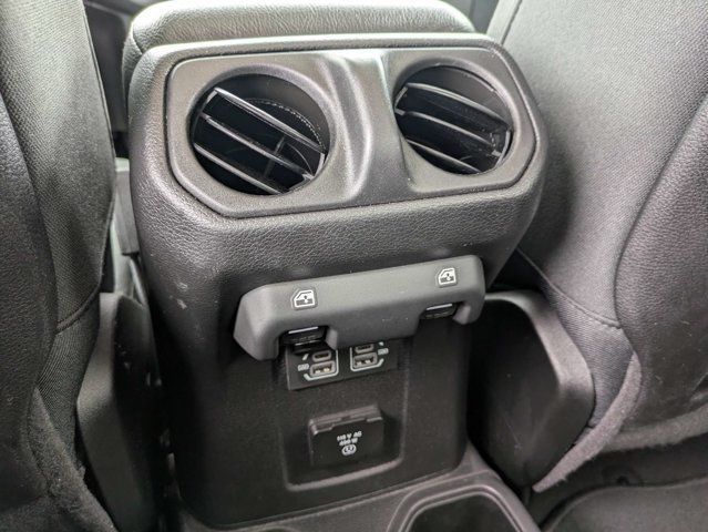 Certified 2026 Jeep Gladiator Mojave AWD/4WD image 14
