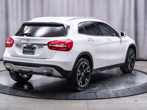 Used 2019 Mercedes-Benz GLA 250 image 4