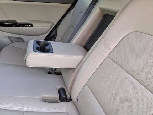 Used 2020 Kia Sportage EX w/ EX Technology Package image 16