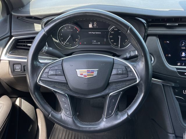 Used 2023 Cadillac XT5 Premium Luxury AWD/4WD image 13