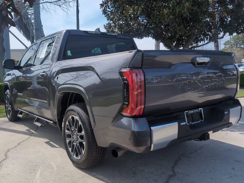Used 2022 Toyota Tundra Limited image 8