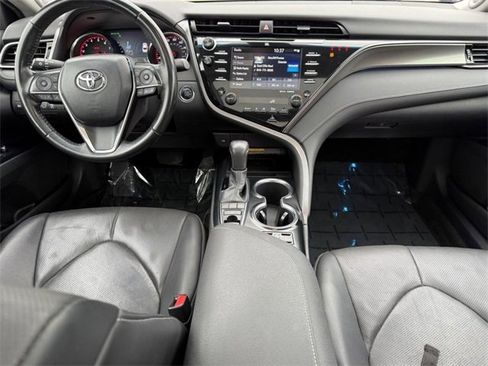 Used 2020 Toyota Camry XSE image 12