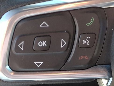 Used 2024 Jeep Wrangler Unlimited Sahara w/ Technology Group image 21